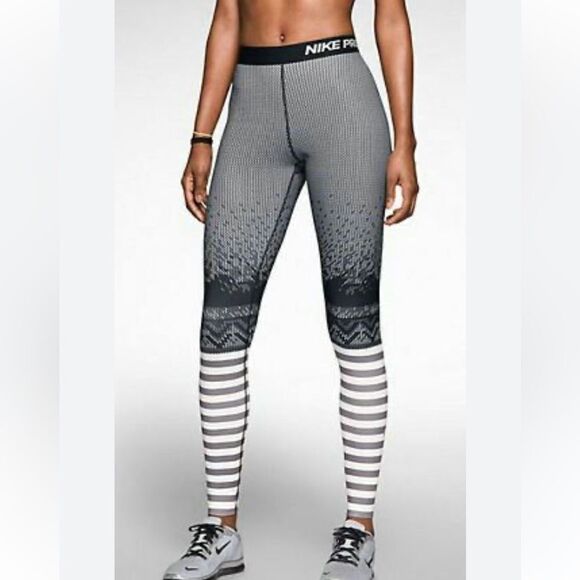 Nike Pro Tights - Picture 1 of 4